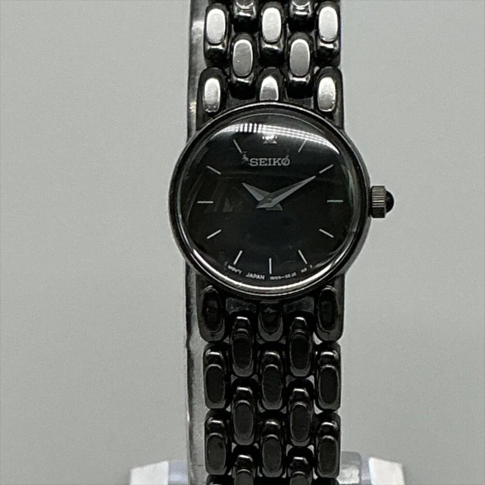 Vintage Seiko Womens Watch 19mm Black Round Dial 1N00-0DB0 New Battery 7
